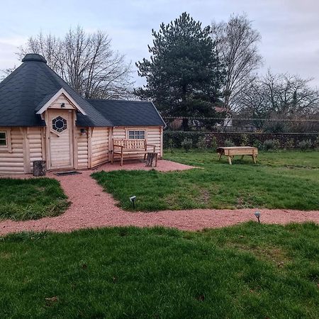 Les Cabanes Du Grand Nord Pradines  Extérieur photo