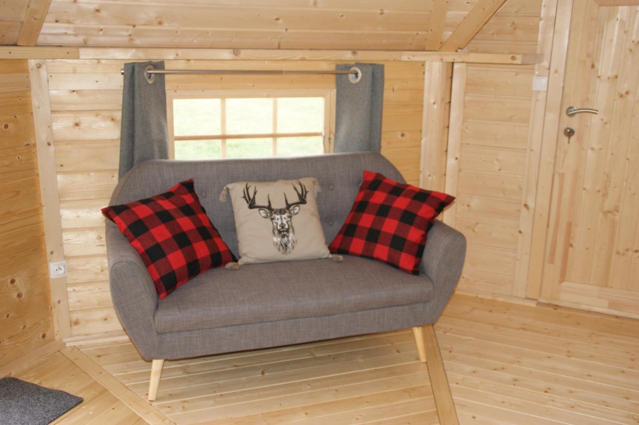 Les Cabanes Du Grand Nord Pradines  Extérieur photo