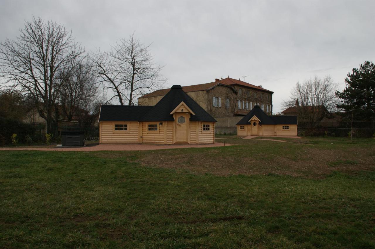 Les Cabanes Du Grand Nord Pradines  Extérieur photo