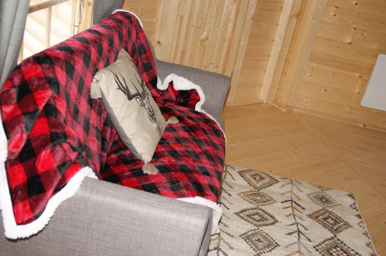 Les Cabanes Du Grand Nord Pradines  Extérieur photo