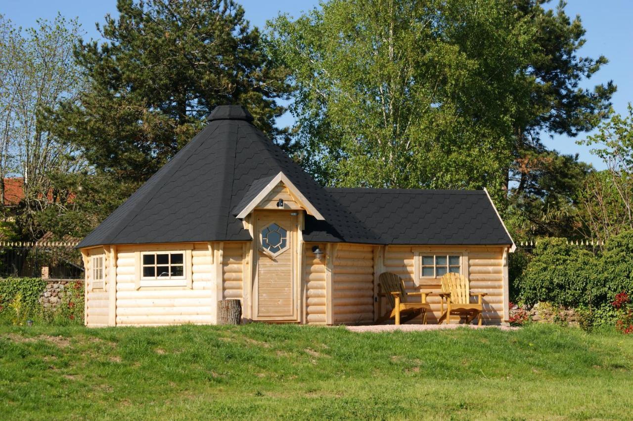 Les Cabanes Du Grand Nord Pradines  Extérieur photo