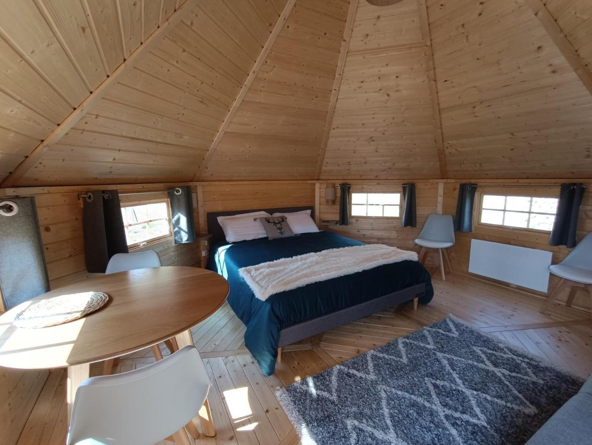 Les Cabanes Du Grand Nord Pradines  Extérieur photo