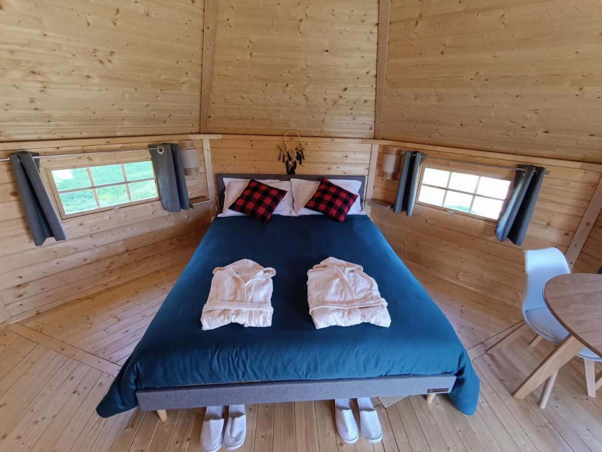 Les Cabanes Du Grand Nord Pradines  Extérieur photo