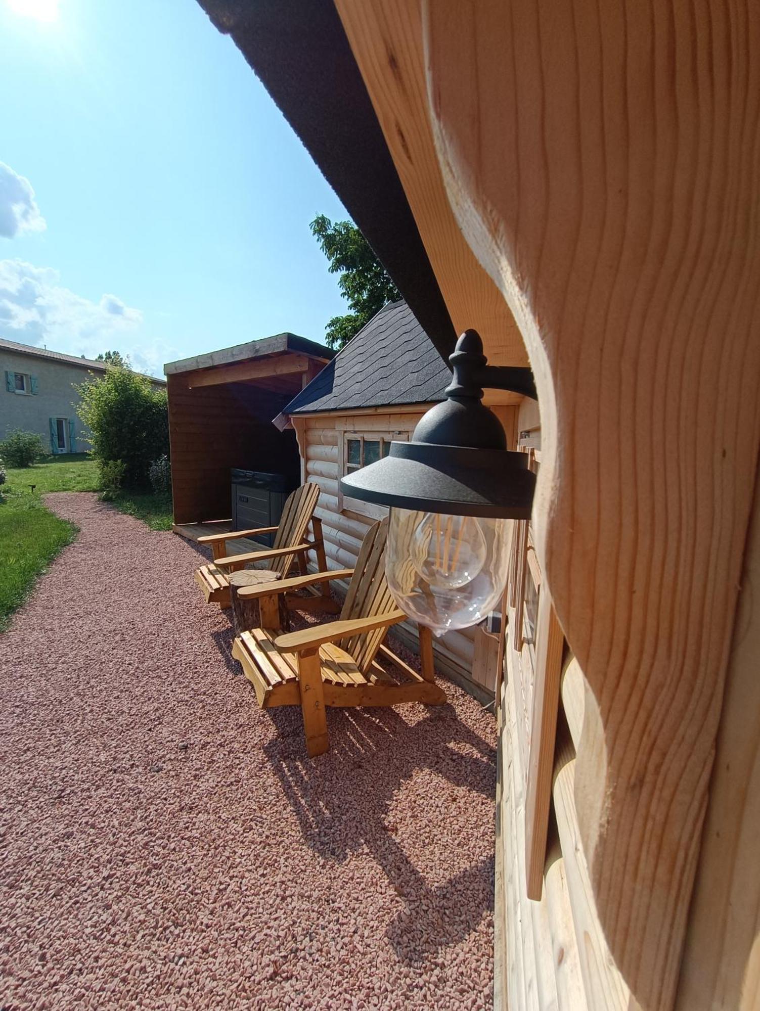 Les Cabanes Du Grand Nord Pradines  Extérieur photo